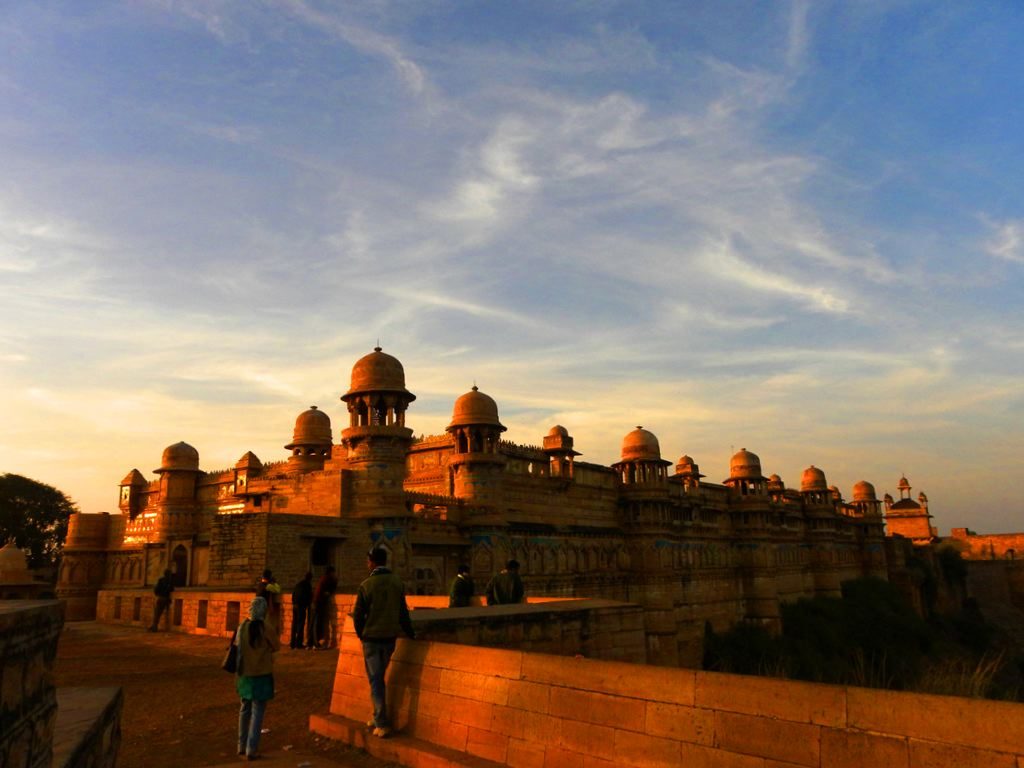 Geographical importance of Gwalior Fort