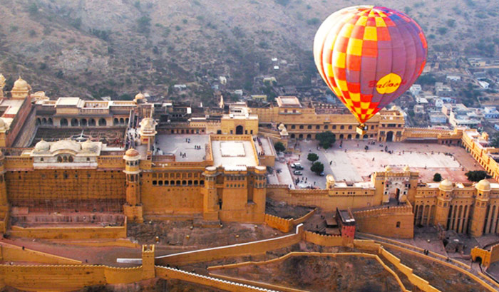 Hot air balloon safari in Jaipur
