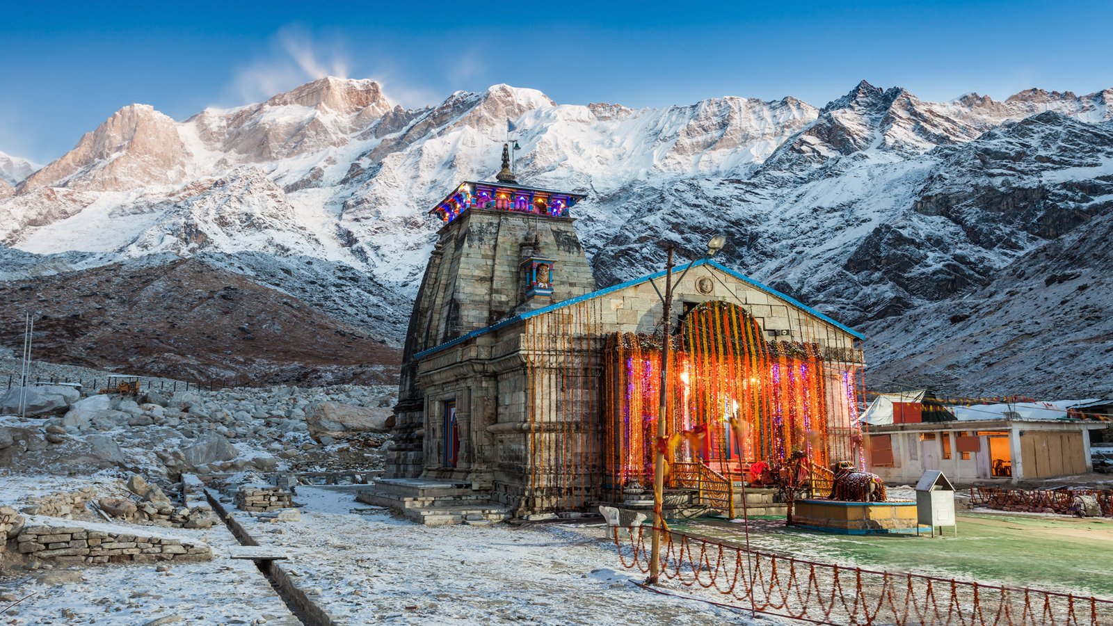 kedarnath temple images in winter