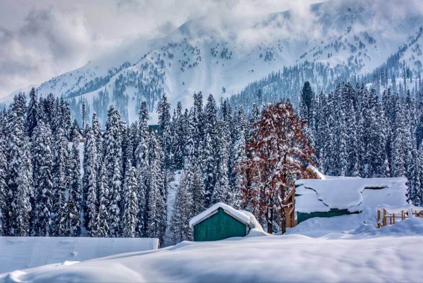 Snowfall in Kashmir