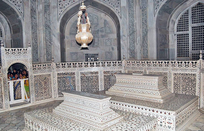 The Taj Mahal was never a temple, Archaeological Survey of India tells Agra  court : r/india